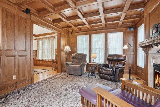 2940 Labore Road, Saint Paul, MN 55109