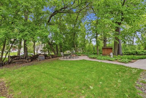 2940 Labore Road, Saint Paul, MN 55109