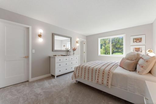 7698 22nd Avenue E, Shakopee, MN 55379