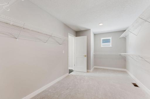 7698 22nd Avenue E, Shakopee, MN 55379