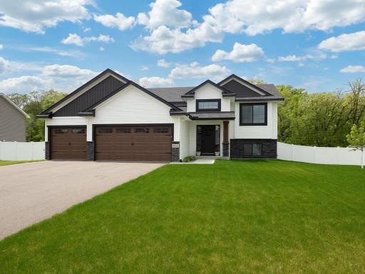 18592 Salem Street NW, Elk River, MN 55330