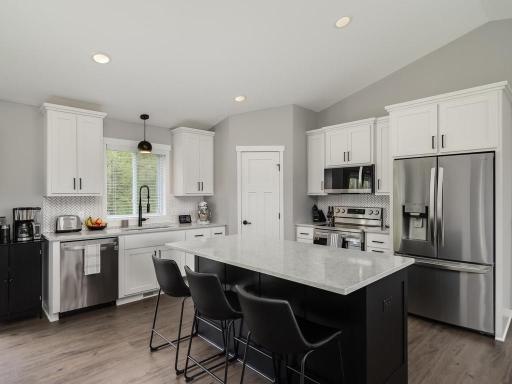 18592 Salem Street NW, Elk River, MN 55330