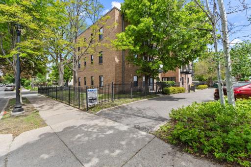 2201 3rd Avenue S, 302, Minneapolis, MN 55404