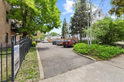 2201 3rd Avenue S, 302, Minneapolis, MN 55404
