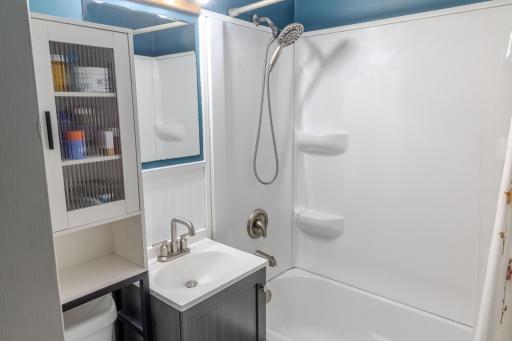 1521 13 1/2 Street S, Fargo, ND 58103