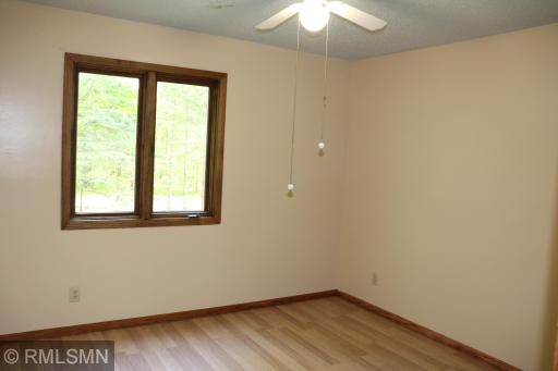 5663 W Birchview Road, Grasston, MN 55030