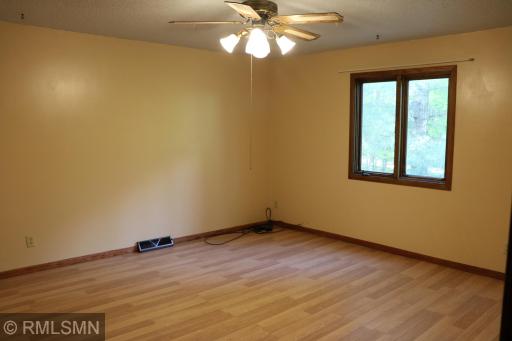5663 W Birchview Road, Grasston, MN 55030