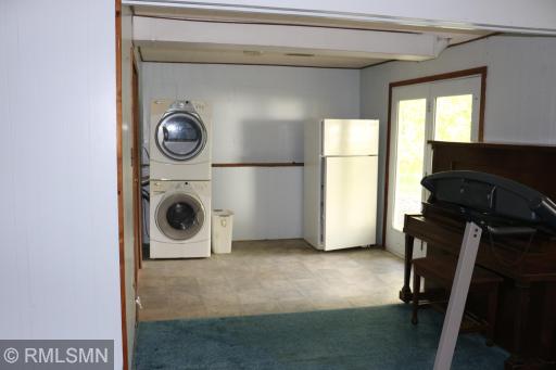 5663 W Birchview Road, Grasston, MN 55030