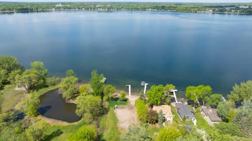 With rare private deeded access to stunning Lake Pulaski just steps away, this property delivers the ultimate lake lifestyle â launch your boat, spend the day paddle boarding or canoeing, cast a line for fishing, or gather with friends and family