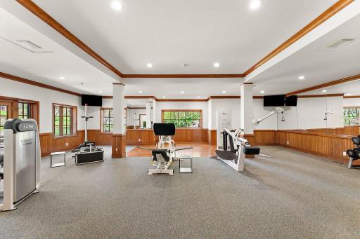 17950 Breezy Point Road, Wayzata, MN 55391