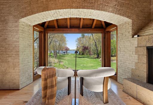 17950 Breezy Point Road, Wayzata, MN 55391