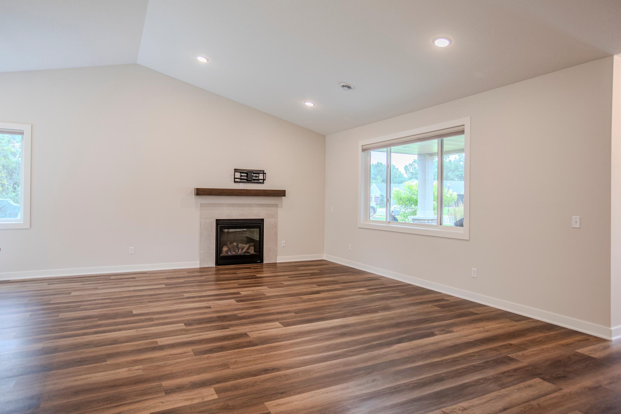 Living Room empty.jpeg