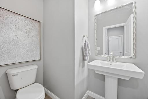 523 33rd Way E, B, West Fargo, ND 58078
