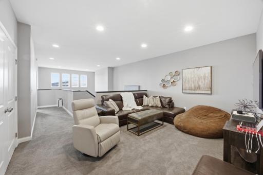 523 33rd Way E, B, West Fargo, ND 58078