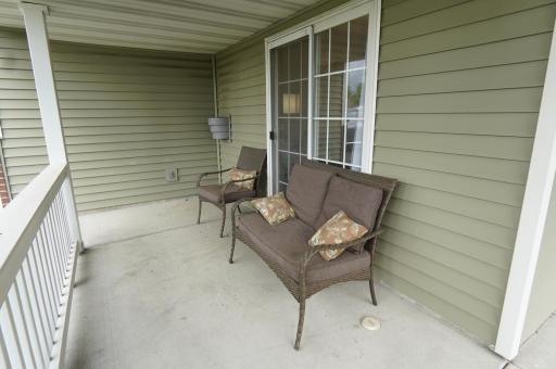 9467 Golden Eagle Lane, Monticello, MN 55362