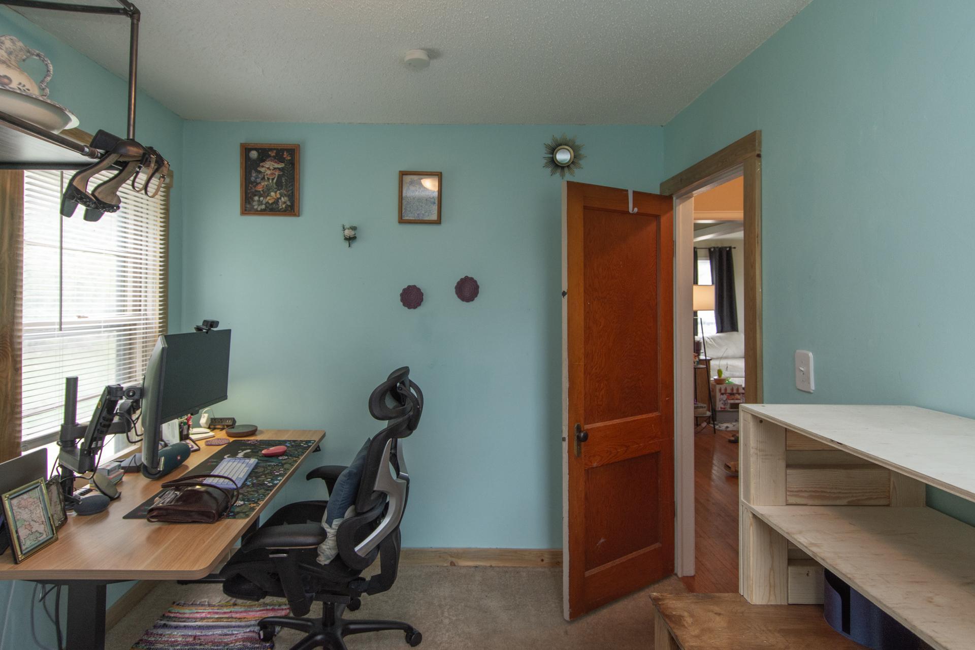 Photo 18