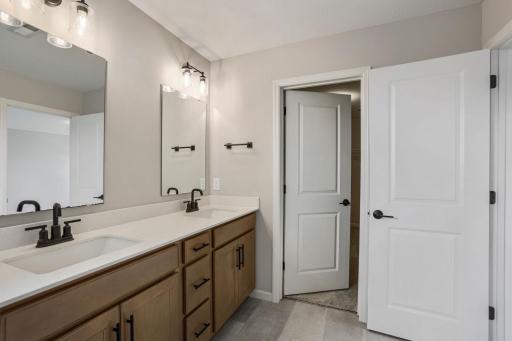 6286 62nd St S - Web Quality - 024 - 20 Primary Bathroom.jpg