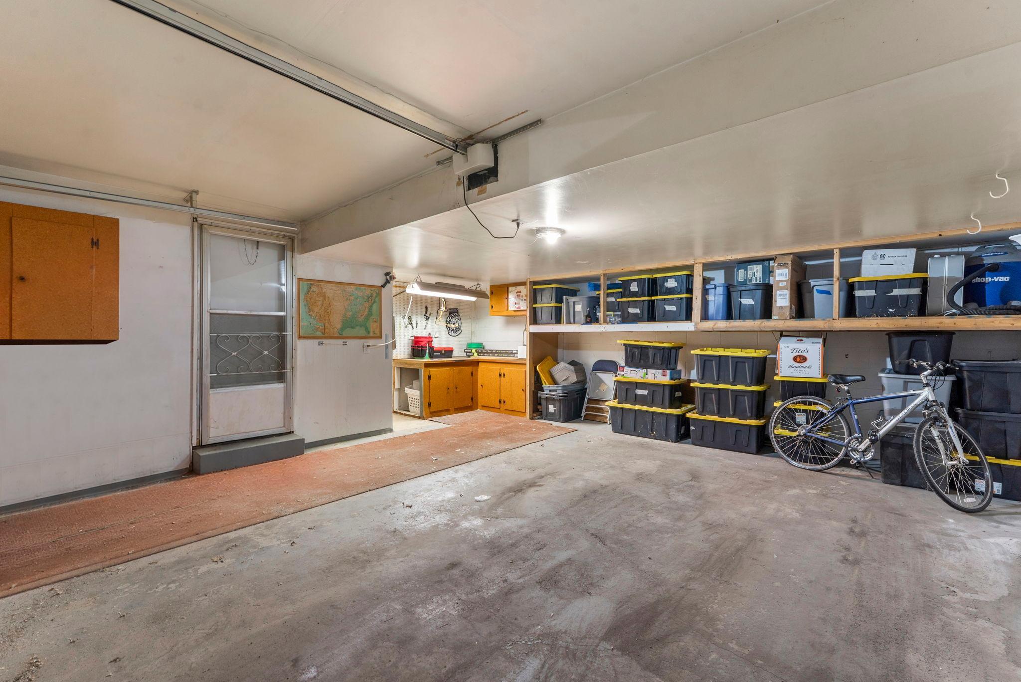 31 Garage 1.jpg