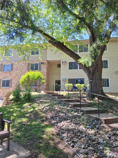 10301 Cedar Lake Road, 201, Hopkins, MN 55305