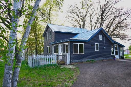 914 NE 2nd Avenue NE, Long Prairie, MN 56347