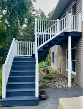 Rear Deck w/Stamped Concrete Patio