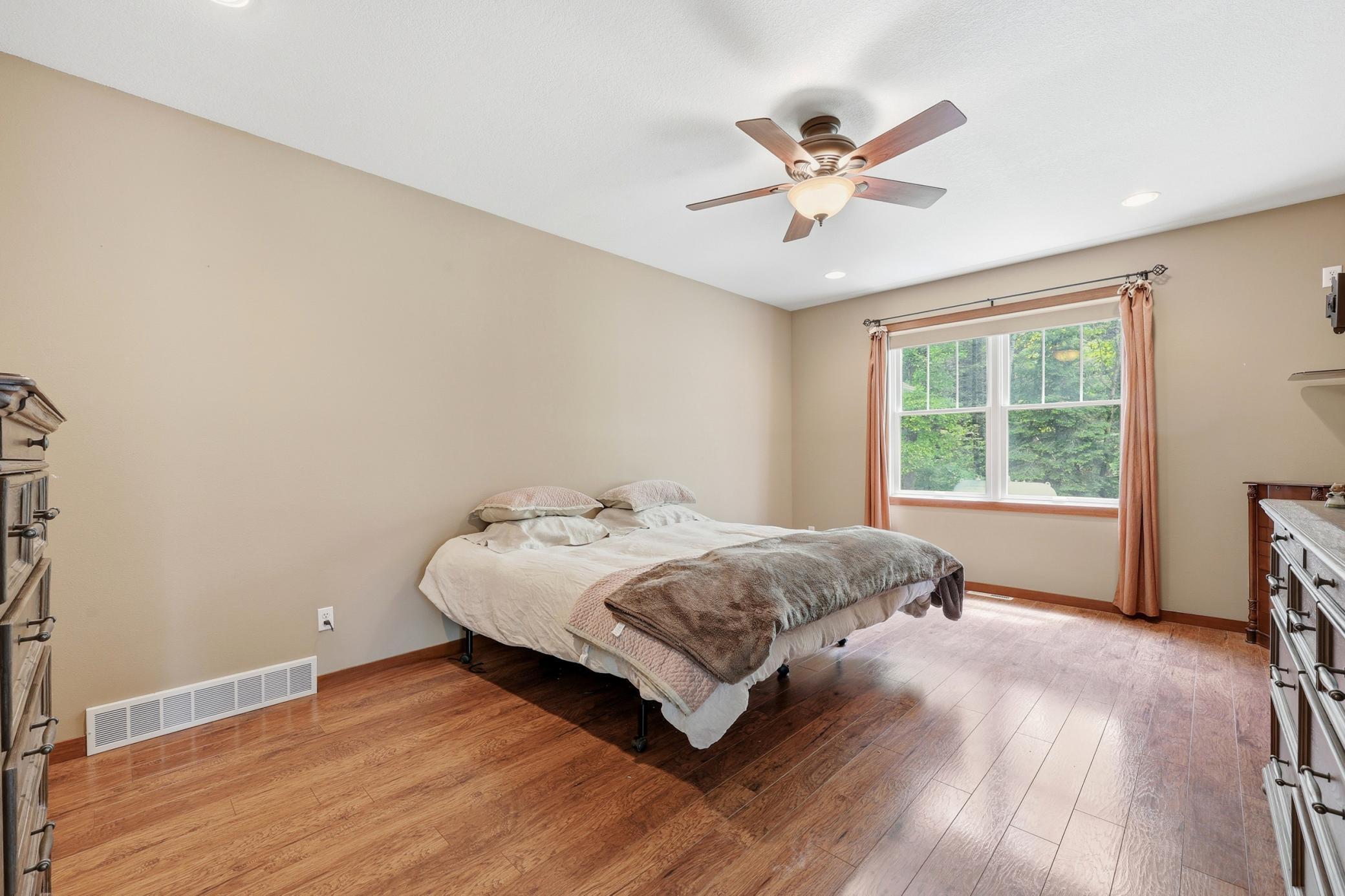 Master Suite (upper level)