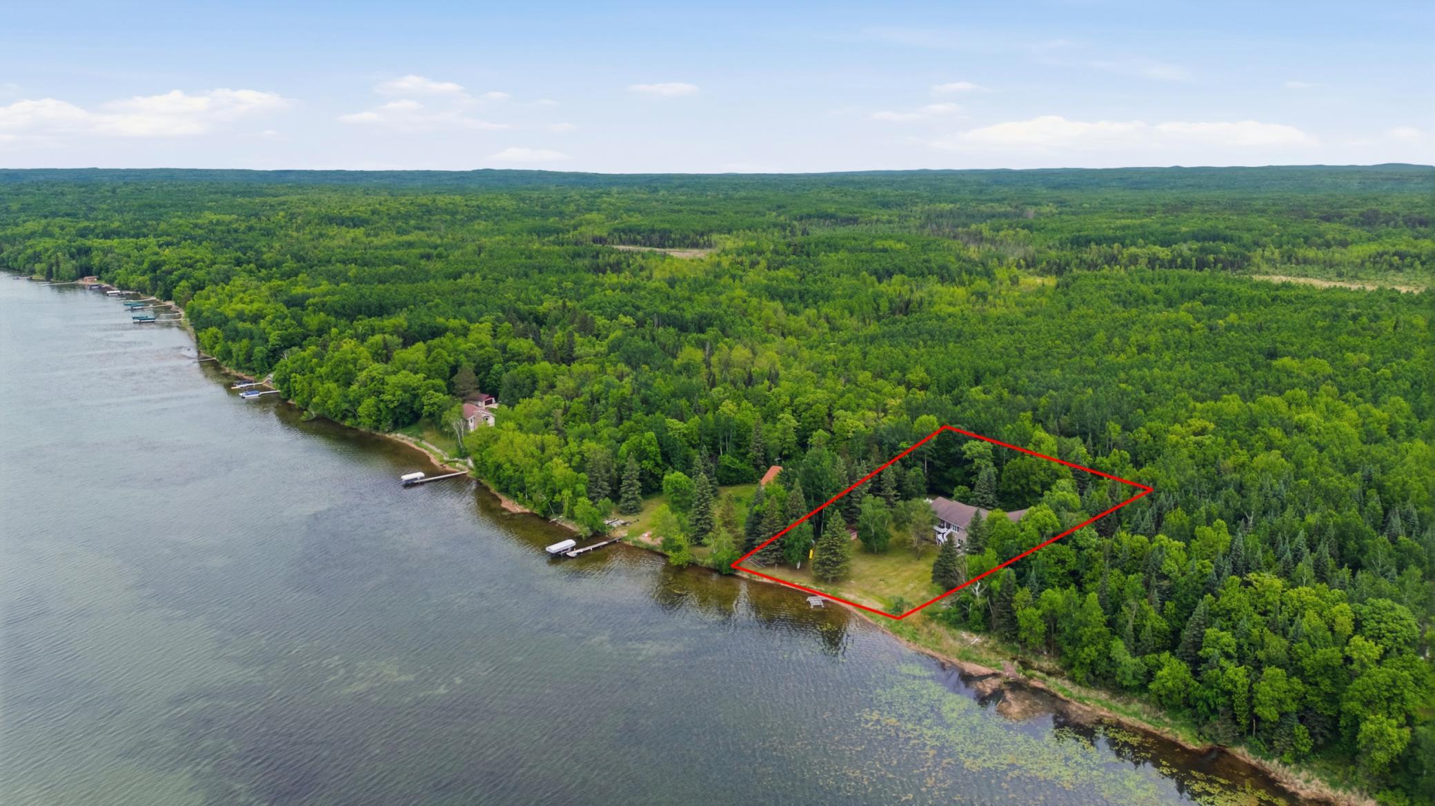 Aerial view to lot lines
