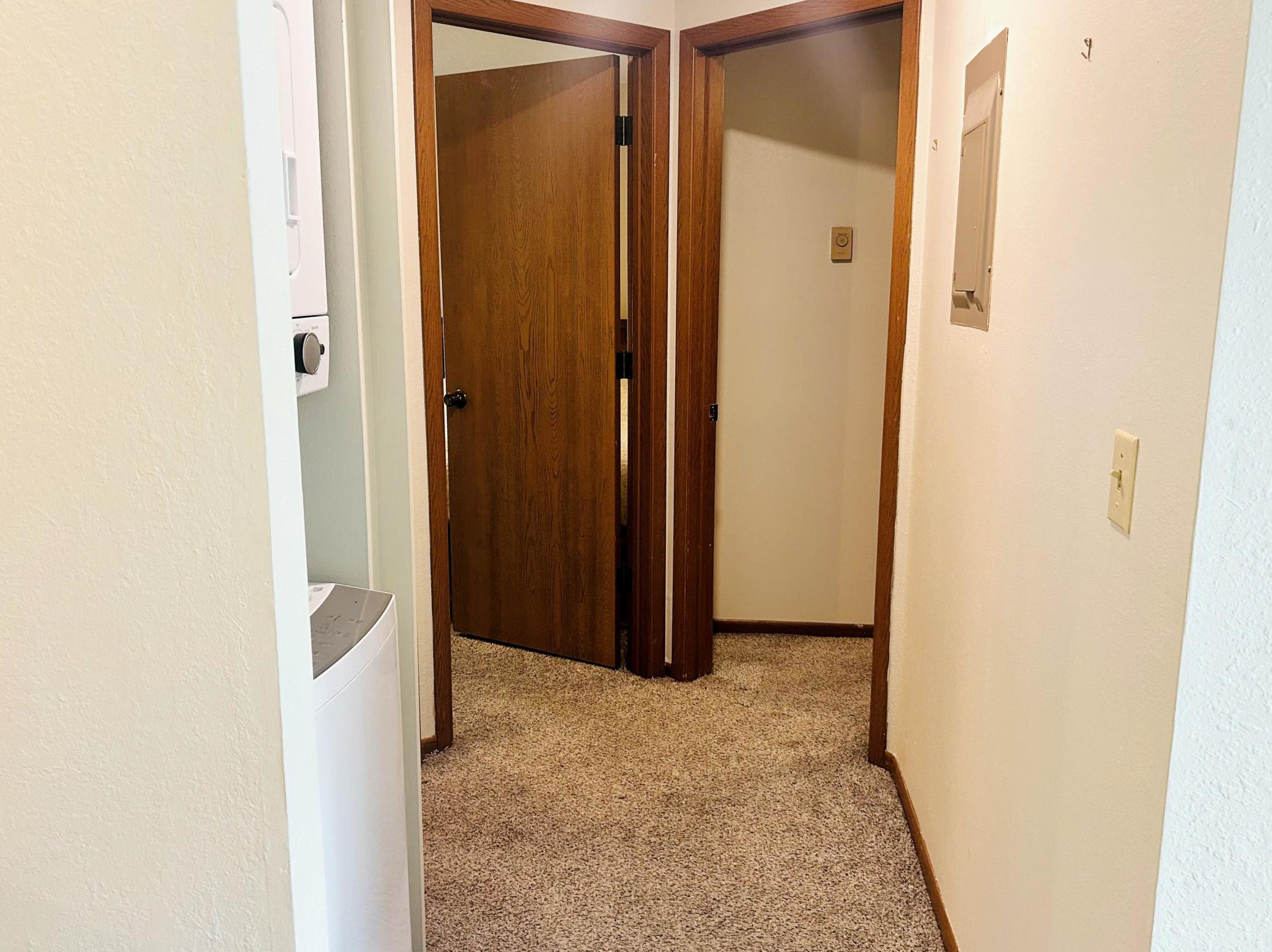 Main Laundry & Hall