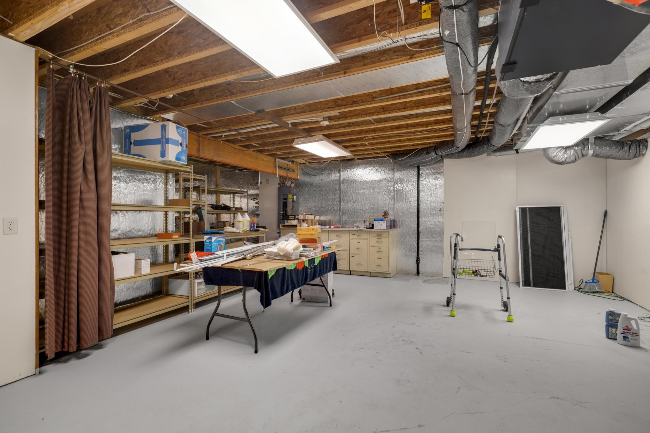 Huge storage area !!