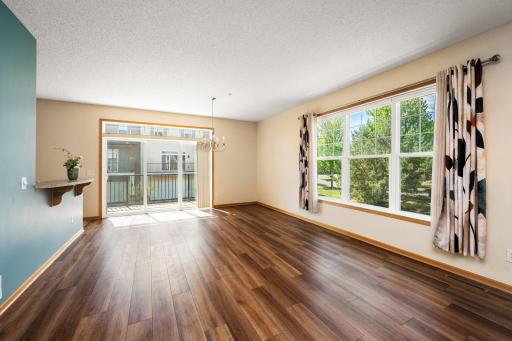 11808 Emery Village Drive N, Champlin, MN 55316