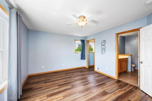 11808 Emery Village Drive N, Champlin, MN 55316