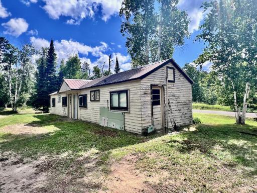 8931 Palm Road, Britt, MN 55710
