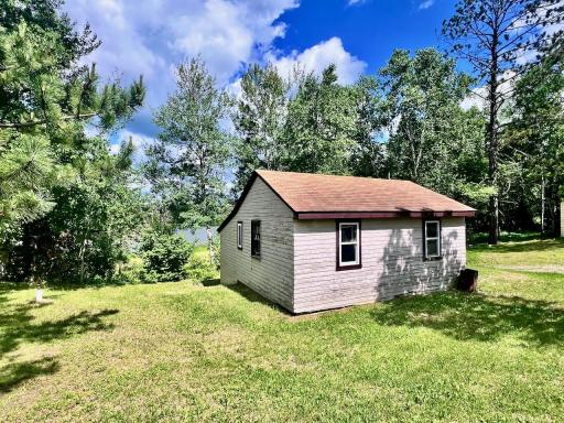 8931 Palm Road, Britt, MN 55710