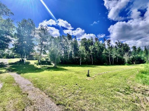 8931 Palm Road, Britt, MN 55710