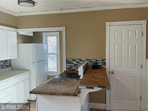 704 Mulberry Street W, Stillwater, MN 55082