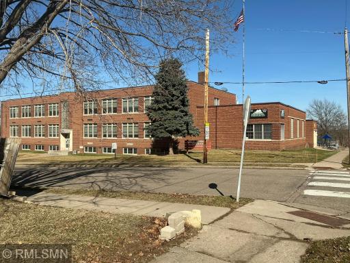 704 Mulberry Street W, Stillwater, MN 55082