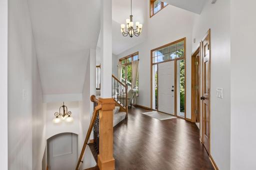 16479 76th Place N, Maple Grove, MN 55311