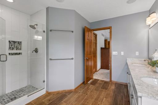 16479 76th Place N, Maple Grove, MN 55311