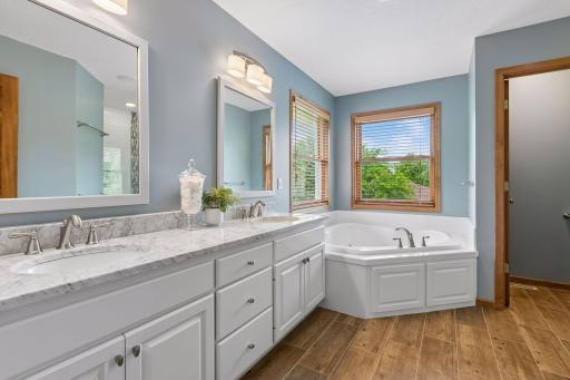 16479 76th Place N, Maple Grove, MN 55311