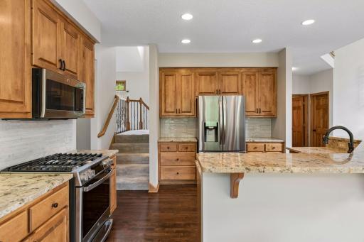 16479 76th Place N, Maple Grove, MN 55311