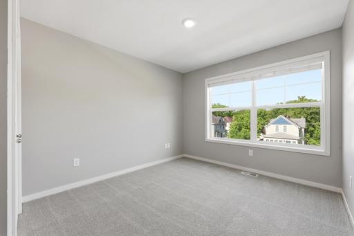 911 7th Street N, Fargo, ND 58102
