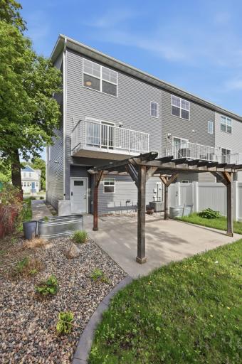 911 7th Street N, Fargo, ND 58102