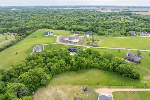275 Summerfield Trail, Mankato, MN 56001