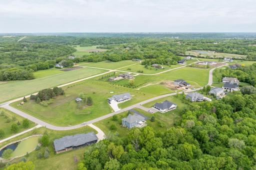 275 Summerfield Trail, Mankato, MN 56001