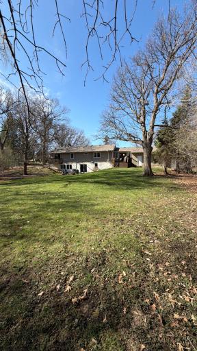 Nestled on a private, wooded half-acre, this home offers beautiful landscaping & perennial gardens. A peaceful retreat where you can enjoy nature & wildlife from every angle. Truly a gem in Minnetonka.