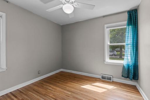 7338 Thomas Avenue S, Minneapolis, MN 55423