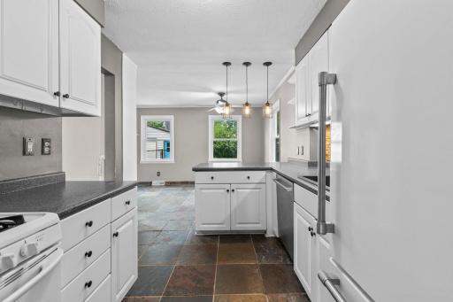 7338 Thomas Avenue S, Minneapolis, MN 55423