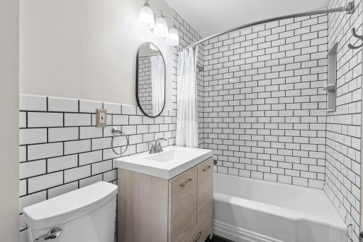 7338 Thomas Avenue S, Minneapolis, MN 55423