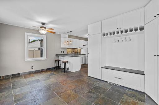 7338 Thomas Avenue S, Minneapolis, MN 55423
