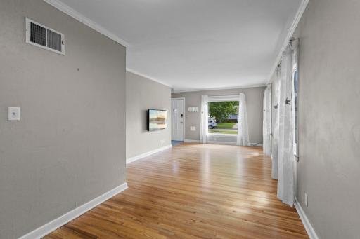 7338 Thomas Avenue S, Minneapolis, MN 55423